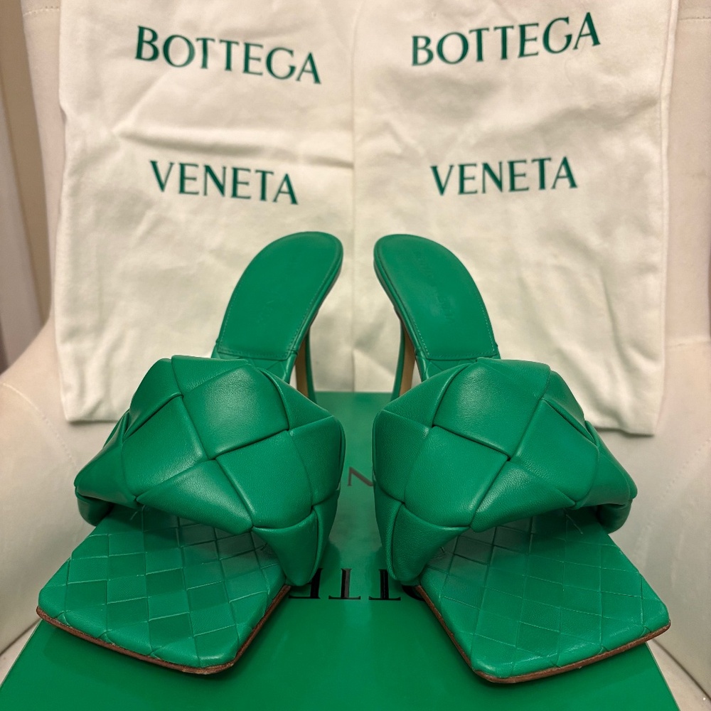 Bottega Veneta Women’s Lido Mule in Grass
